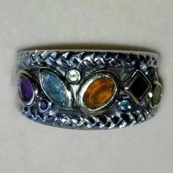 Beautiful Multi-stone Band - Picture 1 of 3